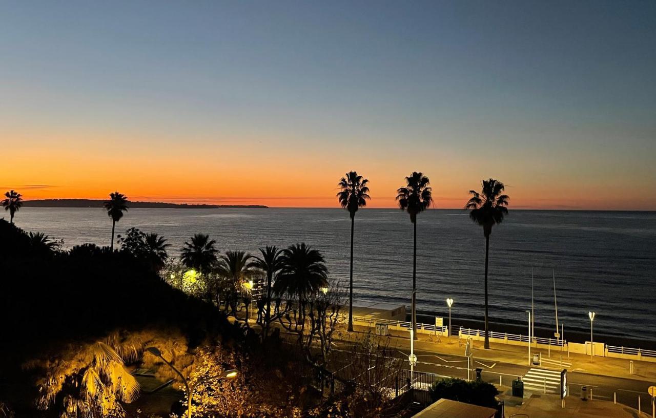 Vue Mer Exceptionnelle Sur Plage Du Midi En 1Re Ligne- 2 Chambres Cannes Luaran gambar